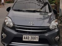 Selling Grey Toyota Wigo 2014 in Las Pinas