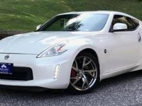 Sell Pearl White 2013 Nissan 370Z in Manila
