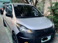 Silver Hyundai I10 2010 for sale in Mandaluyong