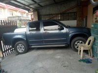 Blue Isuzu D-Max 2010 for sale in Automatic