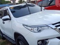 Selling White Toyota Fortuner 2017 in Manila