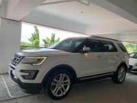 Sell White 2017 Ford Explorer in Manggahan