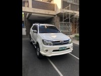 White Toyota Fortuner 2008 for sale in Manila