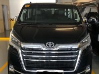 Selling Black Toyota Grandia in Makati