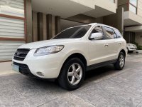 Sell White Hyundai Santa Fe in Manila