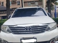 White Toyota Fortuner 2012 for sale in Manila