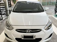 Sell White Hyundai Accent in Manila