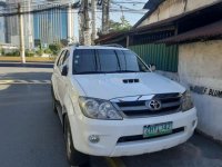 White Toyota Fortuner 2007 for sale in Manila
