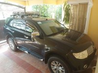 Selling Black Mitsubishi Montero in Parañaque