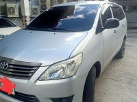 Selling Silver Toyota Innova 2015 in Quezon City