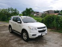 White Chevrolet Trailblazer for sale in Lipa