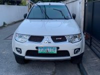 Pearl White Mitsubishi Montero 2012 for sale in Pasig