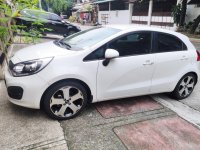 Selling White Kia Rio for sale in Manila