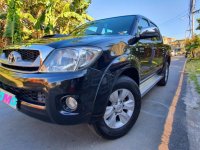 Sell Black Toyota Hilux in Parañaque