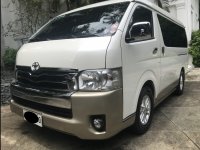 Selling White Toyota Hiace 2015 in Manila