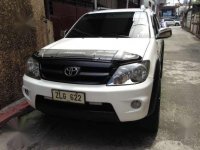 Selling White Toyota Fortuner 2007 in Manila