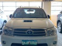 White Toyota Fortuner for sale in Manila