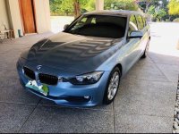 Selling Blue Bmw 318D for sale in Makati