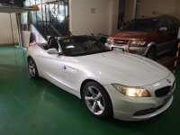 White Bmw Z4 for sale in Quezon City