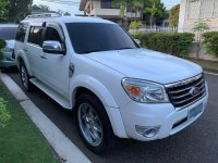 White Ford Everest for sale in Manila