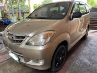 Sell Beige 2011 Toyota Avanza in Real