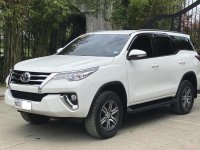 Selling White Toyota Fortuner 2018 in Manila