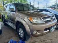 Grey Toyota Hilux 3.0 G Manual 4X4 Diesel for sale in Santiago City