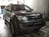 Selling Black Toyota Fortuner in Manila