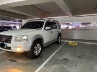 White Ford Everest 2008 SUV at 120000 km for sale in Manila