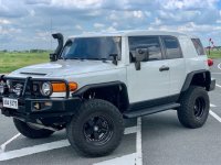 Sell Pearl White Toyota Fj Cruiser in Manila