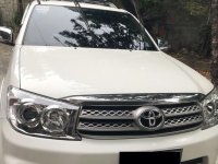 White Toyota Fortuner for sale in Manila