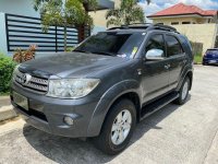 Selling Grey Toyota Fortuner 2011 in Manila