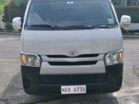 Selling White Toyota Hiace 2017 in Manila