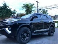 Selling Black Toyota Fortuner 2018 SUV / MPV in Manila