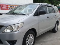 Selling Silver Toyota Innova 2012 in Parañaque