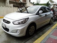 Selling Pearl White Hyundai Accent 2019 in Manila