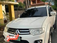 Selling White Mitsubishi Montero 2014 in Las Piñas