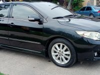 Selling Black Toyota Corolla Altis 2010 in Manila