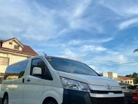 White Toyota Hiace 2019 for sale in Taytay