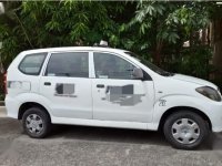 White Toyota Avanza 2011 for sale in Taguig