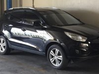 Selling Black Hyundai Tucson 2012 in Makati