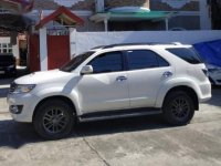 Selling White Toyota Fortuner 2015 in Angono