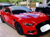 Red Ford Mustang 2017