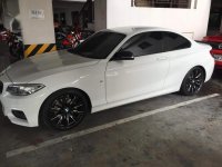 White BMW 220i 2014 for sale in Caloocan