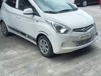  White 2018 Hyundai Eon 