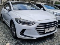 Sell White 2018 Hyundai Elantra