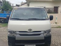 Sell White 2016 Toyota Hiace 