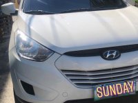 Selling White Hyundai Tucson 2013
