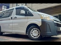 Selling Silver Toyota Hiace 2019 in Cainta