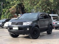 Selling Toyota Fortuner 2010